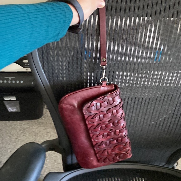 Patricia Nash Red Leather Clutch/Wristlet/Crossbody Handbag! - Picture 10 of 11